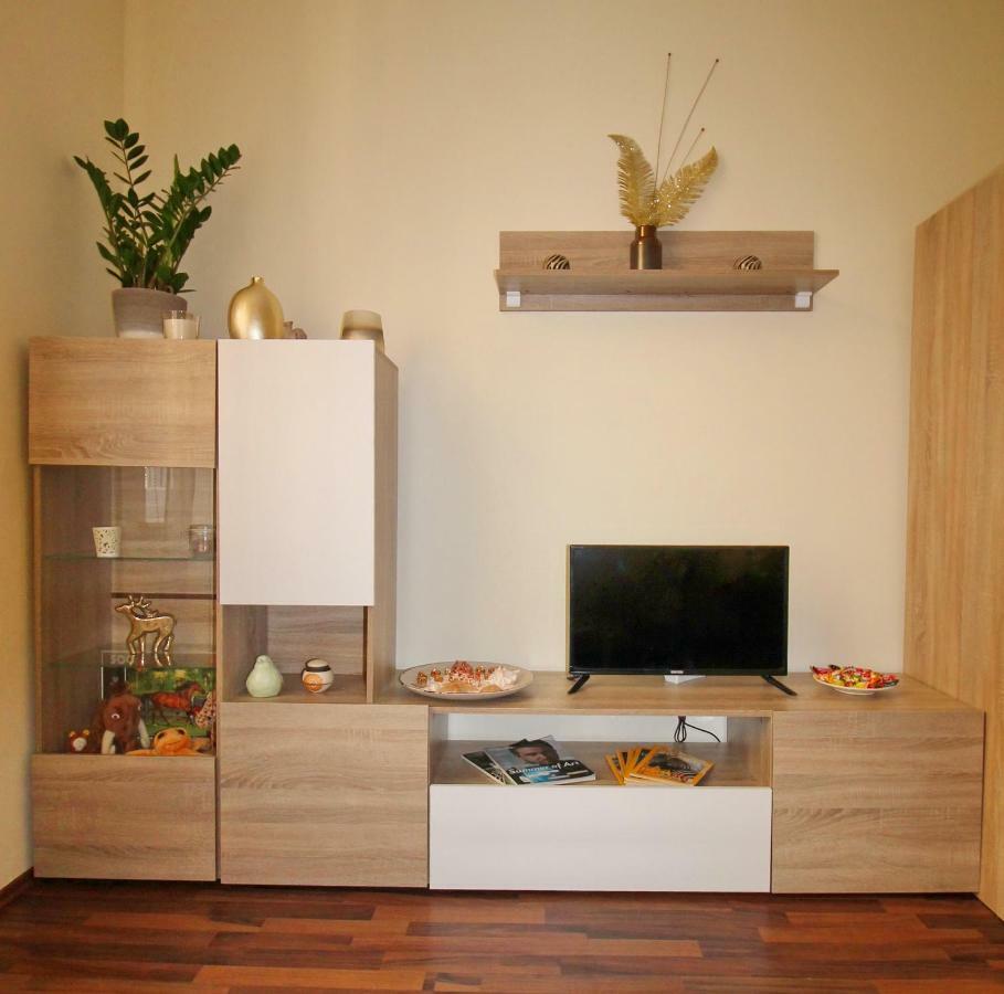 Castle Court Apartment บูดาเปสต์ ภายนอก รูปภาพ