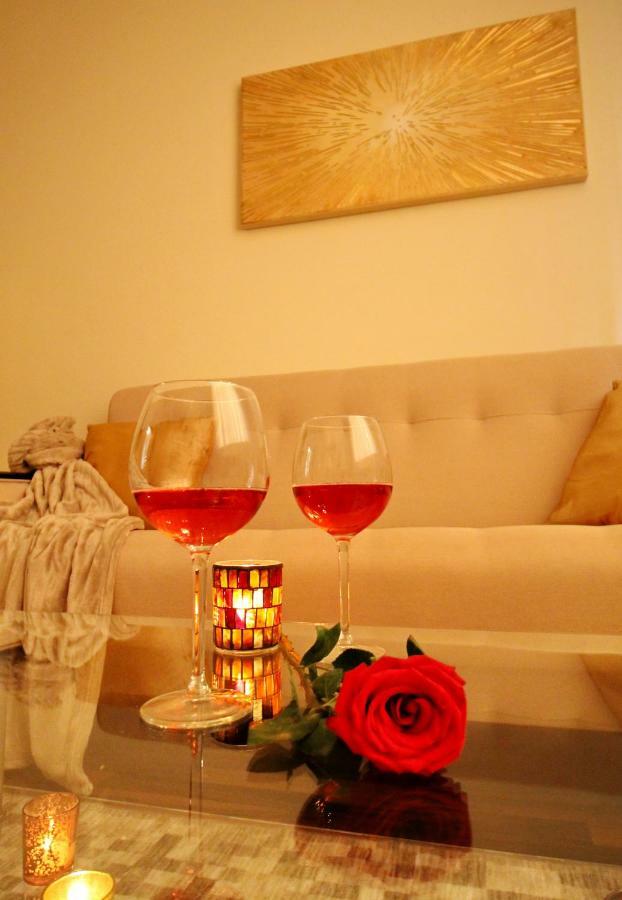 Castle Court Apartment บูดาเปสต์ ภายนอก รูปภาพ
